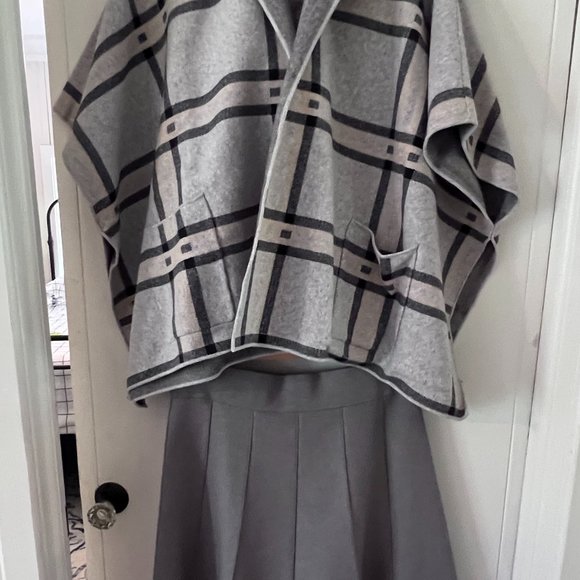 BUNDLE!  Ann Taylor Skirt, Sweater Set, & Loft Boxy Jacket - All for One Price! - Picture 1 of 13